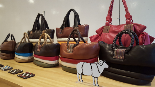 ギャラリーでの販売開始のご案内