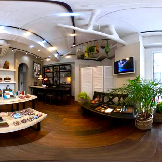 最新技術を搭載したバーチャルストア、本日オープン！