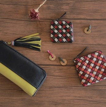 「春財布」にふさわしい、限定カラーが登場です！