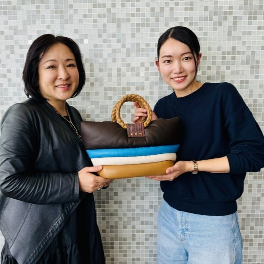 4月7日（日）9：20〜9：40AM放送の FM81.3（J-WAVE）「ACROSS THE SKY」のWorld Connectionのコーナーにデザイナー鮫島が出演します。