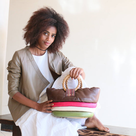 「日本一明るい経済新聞」（新聞・Web）に掲載いただきました。