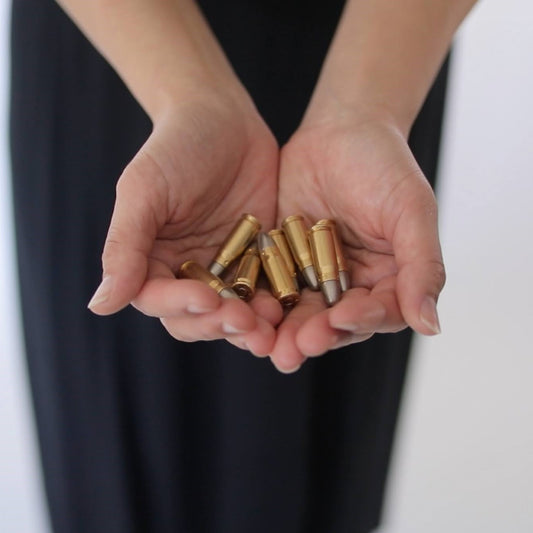 人気のジュエリーシリーズ「Bullet Collection」からピアスが登場！