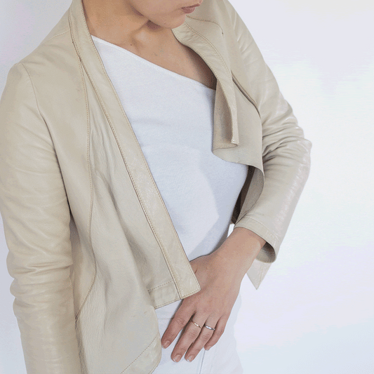 レザージャケットEbreezeから春の新色が登場します！