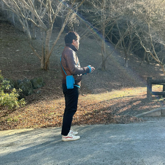 【Spice up!】人生のスパイスに欠かせないコンパクトなスマホポシェット