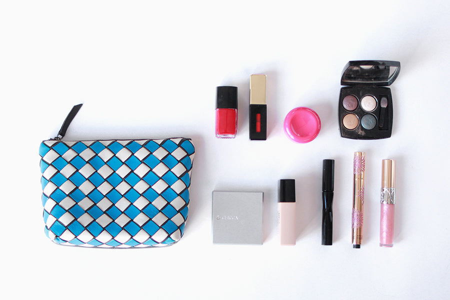 Bold coloring and exquisite handwork by craftsmen