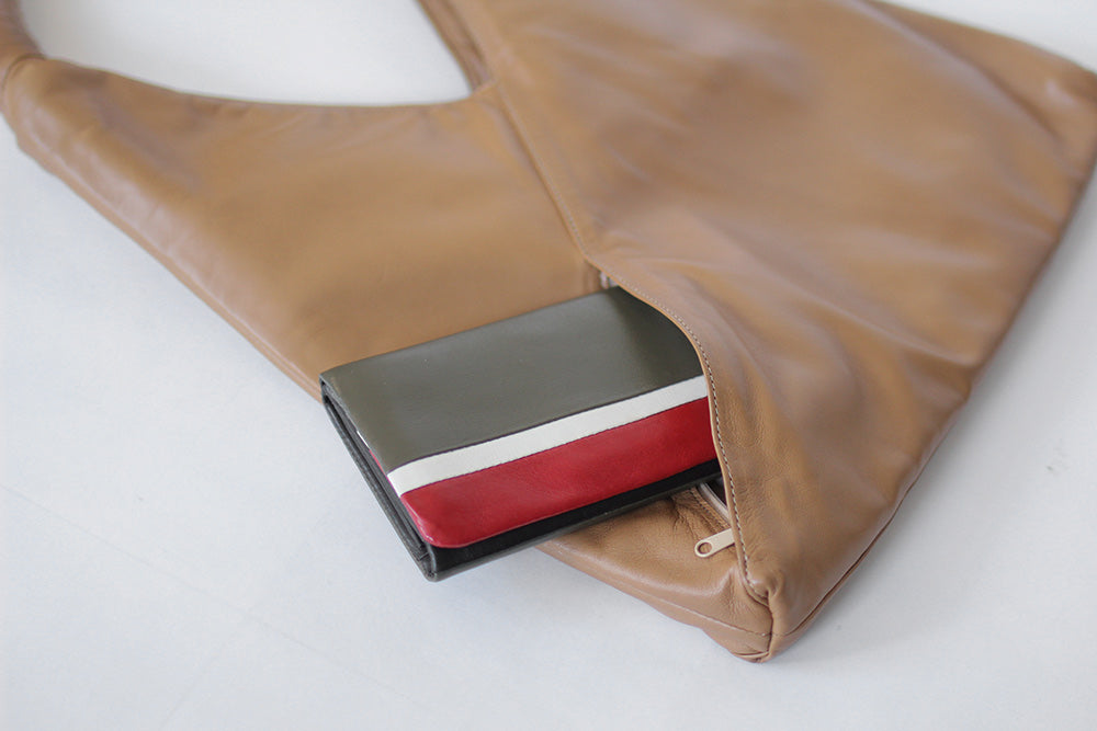 肩に負担がかかりにくい設計で、ストレスフリー